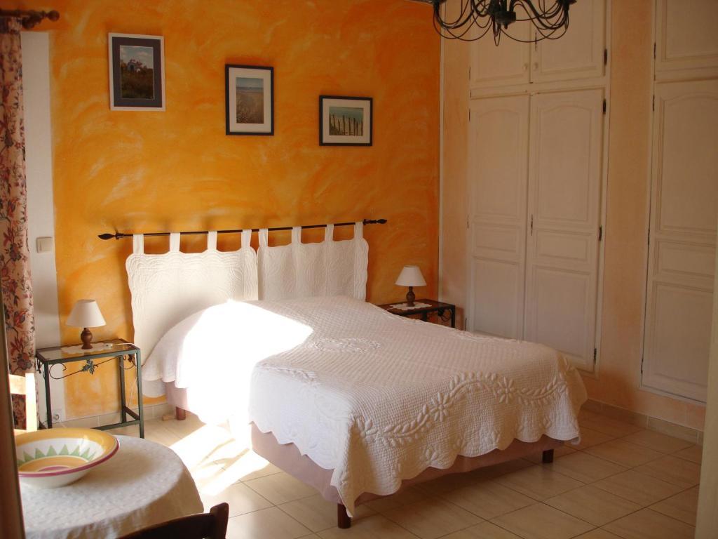 Hotel Domaine De La Grange Neuve La Roque-sur-Pernes Pokój zdjęcie